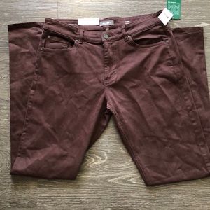 Avery Modern Straight Jean